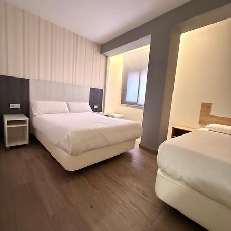 Hostal Letto Dal Mare Valencia Exterior photo