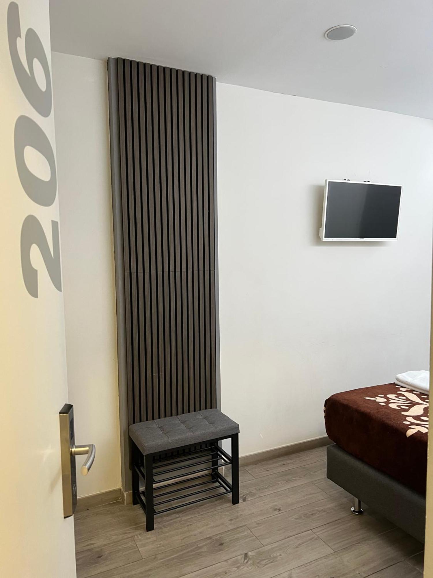 Hostal Letto Dal Mare Valencia Exterior photo